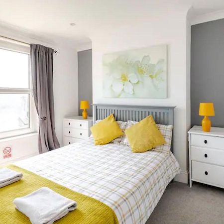 Castle View 2 Bedroom Apartment In Town Centre 哈斯丁 外观 照片