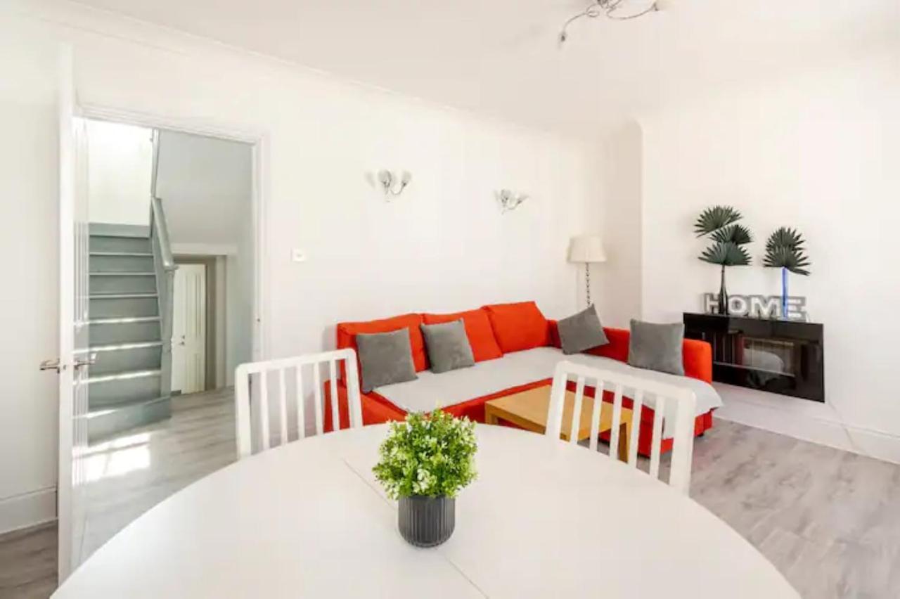 Castle View 2 Bedroom Apartment In Town Centre 哈斯丁 外观 照片