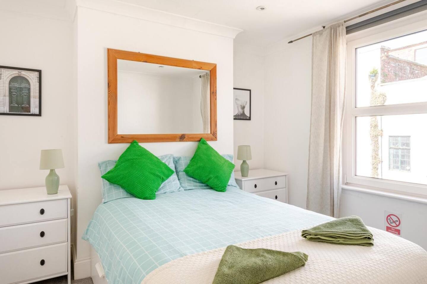 Castle View 2 Bedroom Apartment In Town Centre 哈斯丁 外观 照片